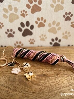 Pretty Paws Dog Keychain